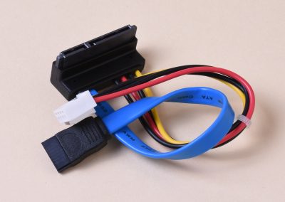 SATA 7+15P TO SATA 7P+4P HOUSING