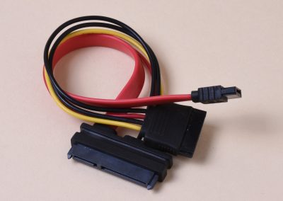 SATA 7+15P TO SATA 7P+SATA 15P